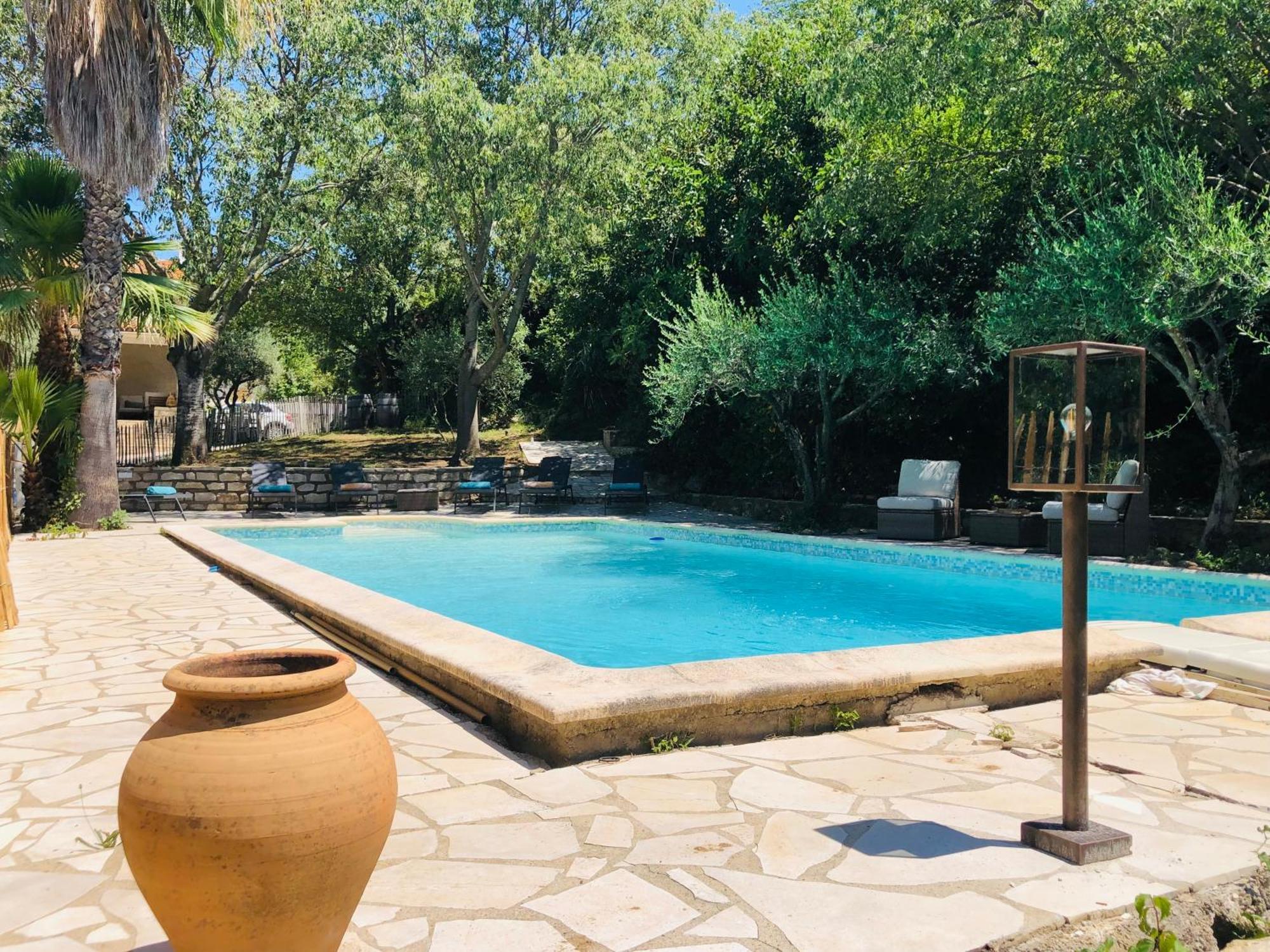 Magnifique Villa Typique Du Sud Avec Piscine Privee Et Jardin Mediterraneen Saint-Vincent-de-Barbeyrargues Exterior photo